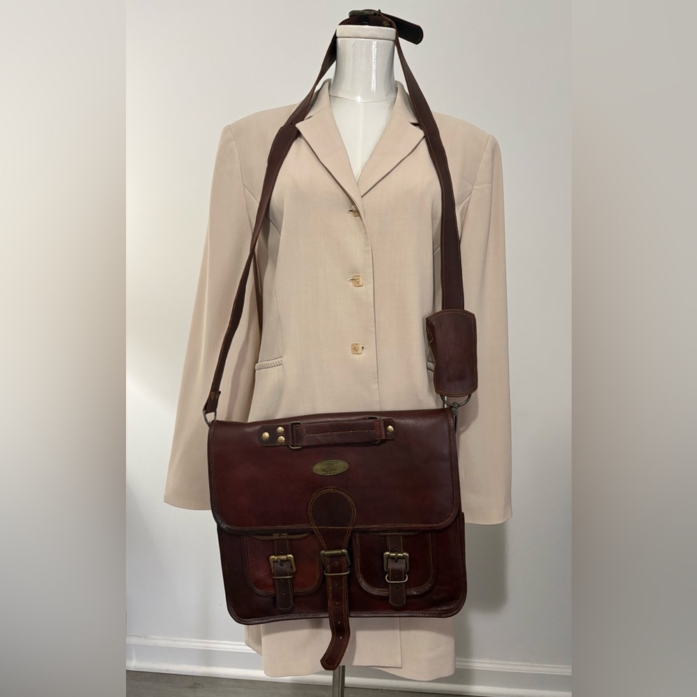 Handsome Dark Brown, Thick Leather Messenger/Laptop Bag